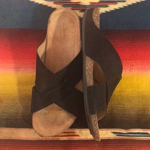 Clark’s Artisan Black Suede Leather Sandals Size 8